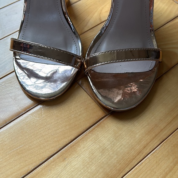 Rose gold metallic heels 4 inch heels with strap - Picture 7 of 8